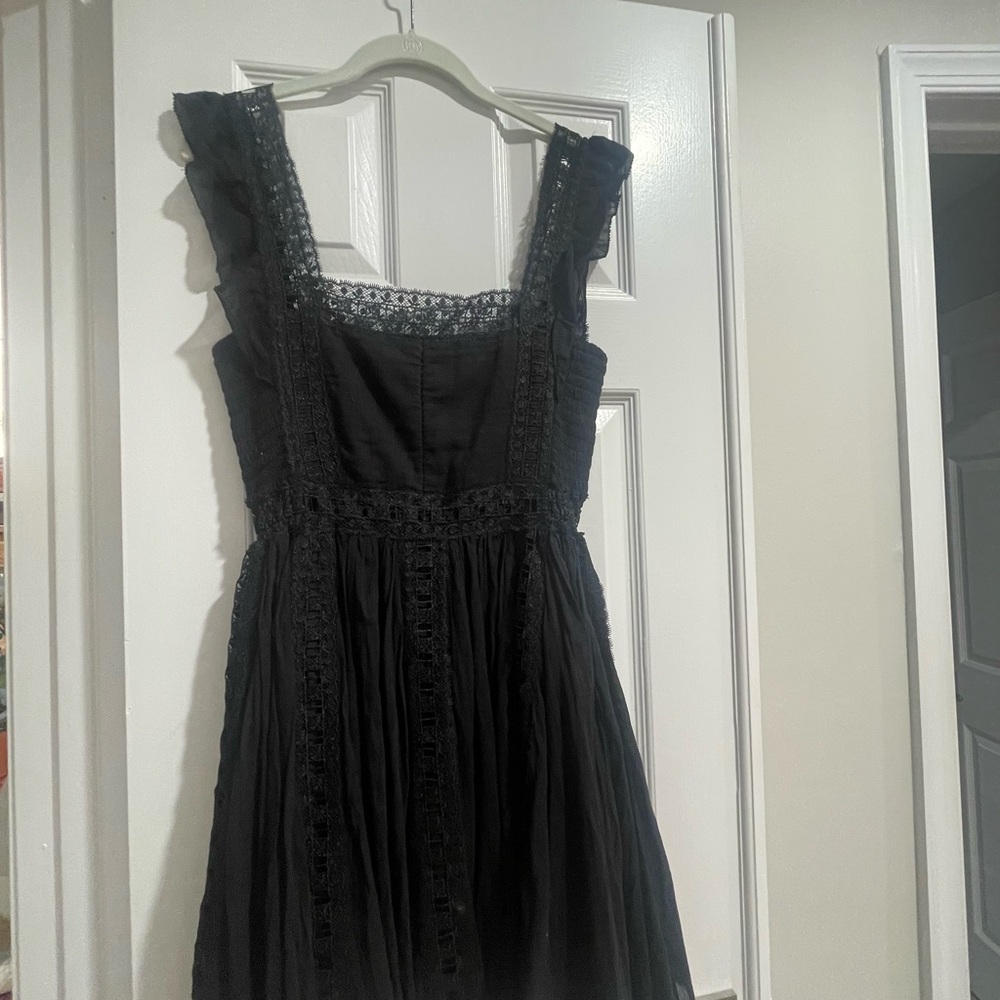 Chic Black Ruffled Mini Dress